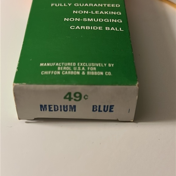 Vintage "U.S.A. Chiffon" Ball Pens by Berol USA 17 pens original box 1960’s/70’s - Picture 10 of 13